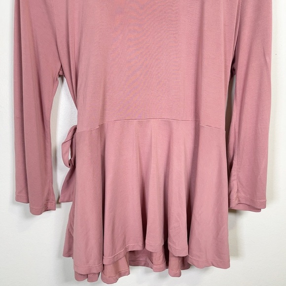ANTHROPOLOGIE | ERI + ALI SCALLOP RUSTY PINK WRAP TOP - Picture 11 of 14